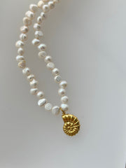 Seashell Pearl Necklace