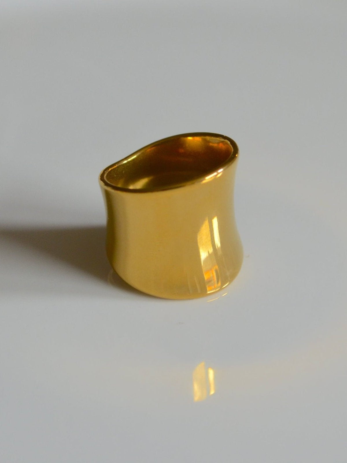 Zaha Ring