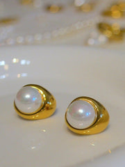 Pearl earrings